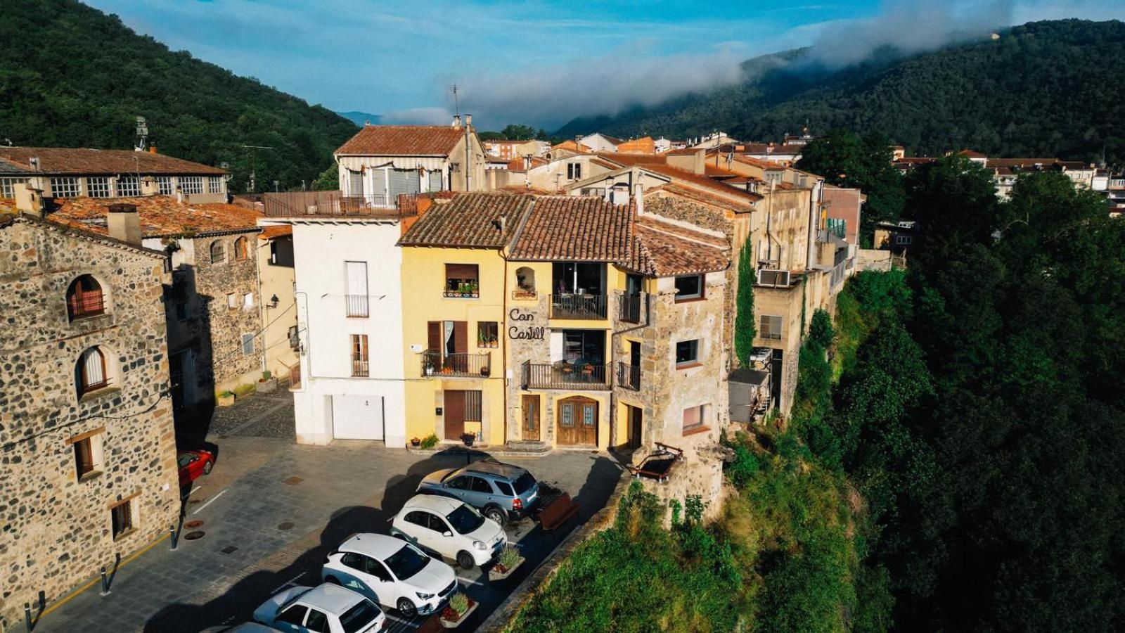 Can Castell Castellfollit de la Roca Exterior photo